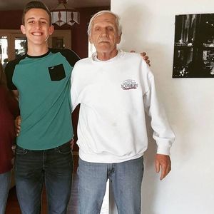 Meet your Posher, Dominic